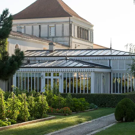 Otel Les Sources De Caudalie 5*