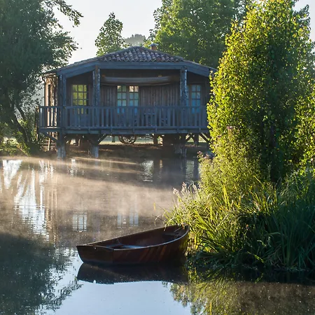 Otel Les Sources De Caudalie 5*