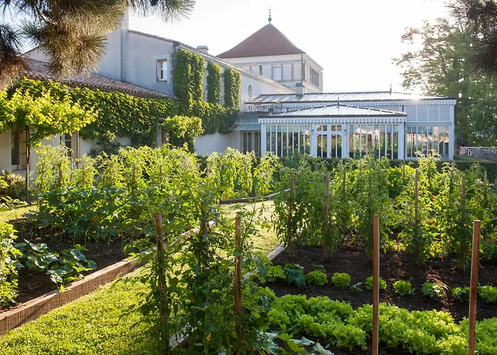 Hotel Les Sources De Caudalie 5*